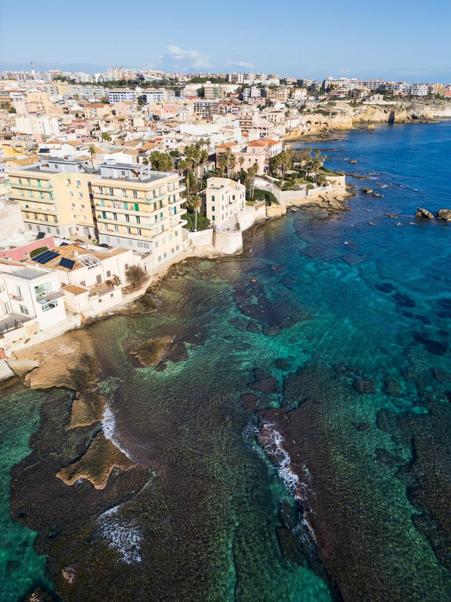 Marlove Siracusa - Stunning Views & Private Sea Access シラクーサ エクステリア 写真